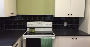 New kitchen counters with backsplash